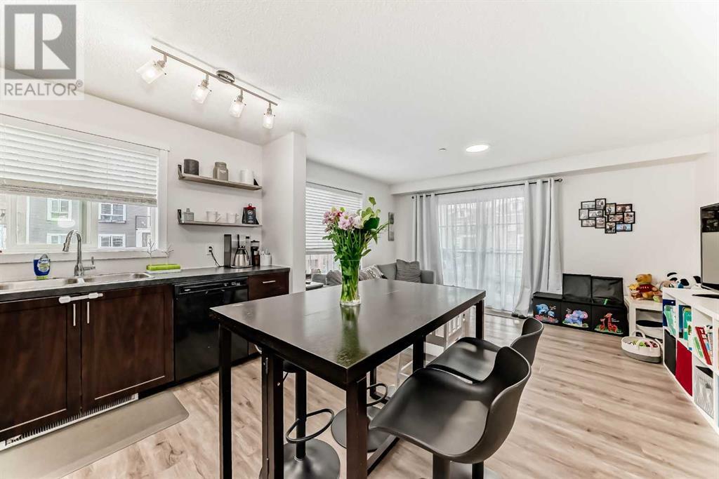 1301, 279 Copperpond Common Se, Calgary, Alberta  T2Z 1C6 - Photo 10 - A2216589