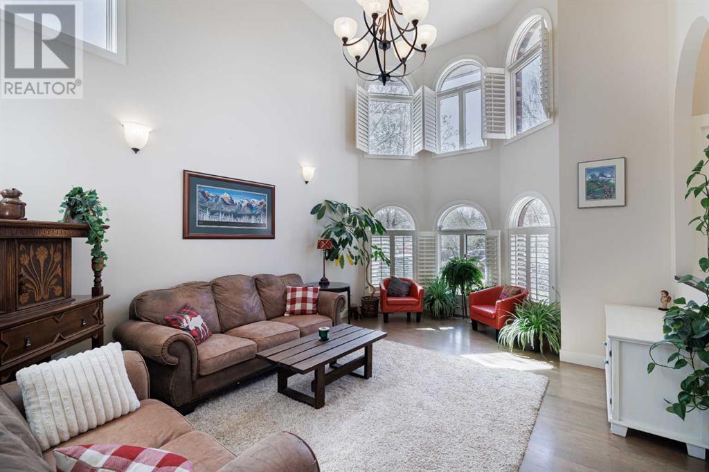 Property at 3522 15 Street SW image 5