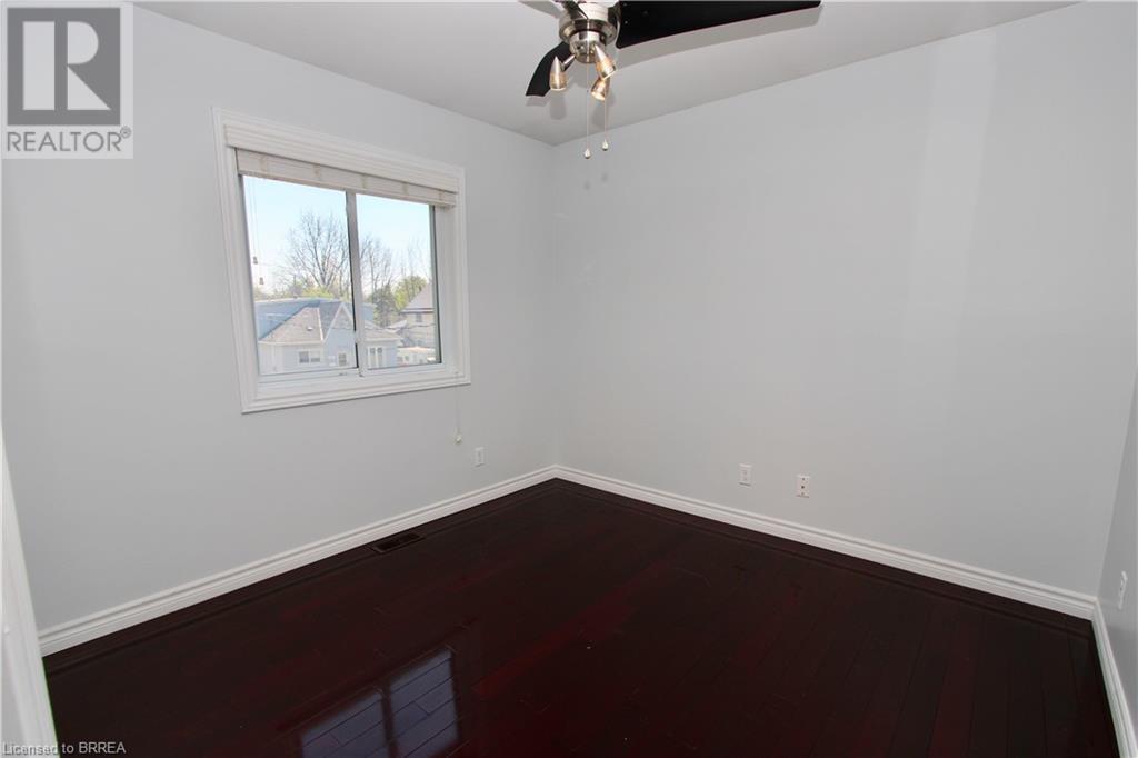 47 Richardson Street, Brantford, Ontario  N3T 1H7 - Photo 25 - 40727025