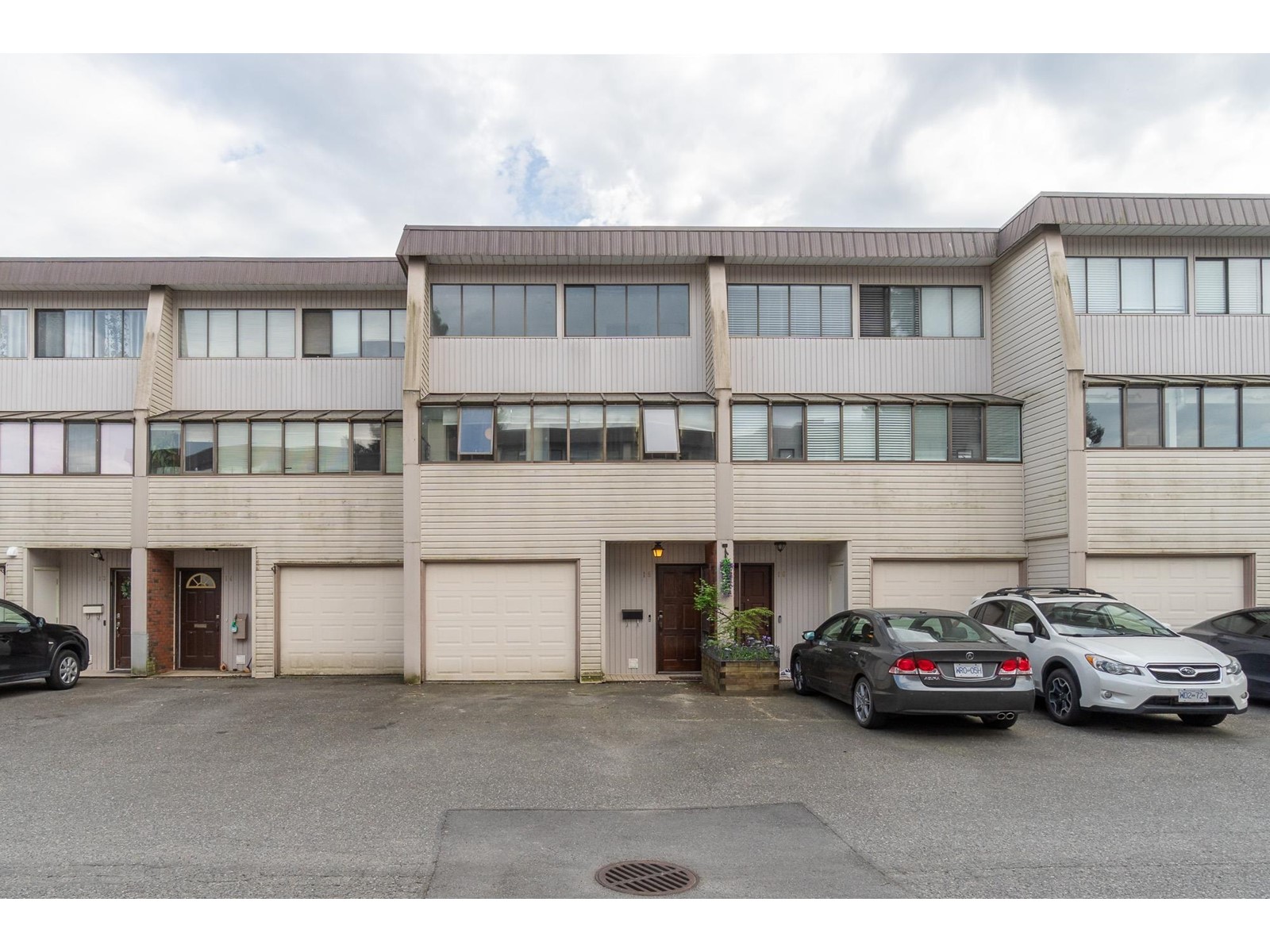 Property at 15 9446 HAZEL STREET image 2