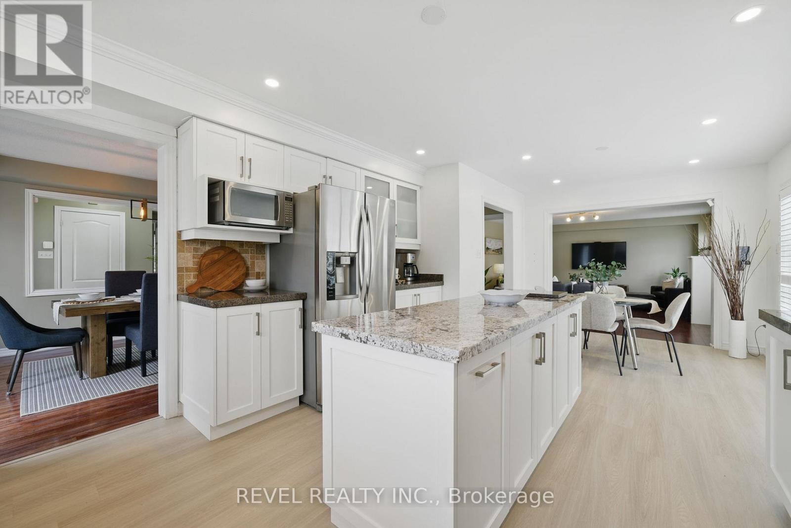 100 Ashbury Boulevard, Ajax (South East), Ontario  L1Z 1N1 - Photo 19 - E12142022