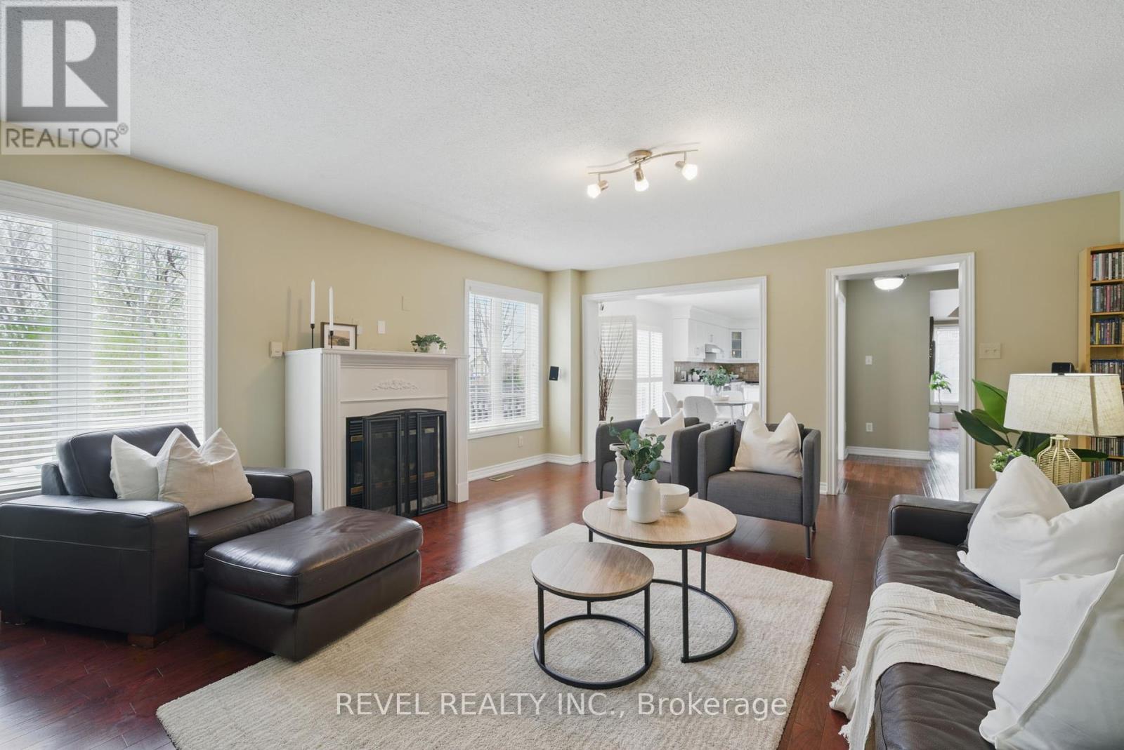 100 Ashbury Boulevard, Ajax (South East), Ontario  L1Z 1N1 - Photo 13 - E12142022