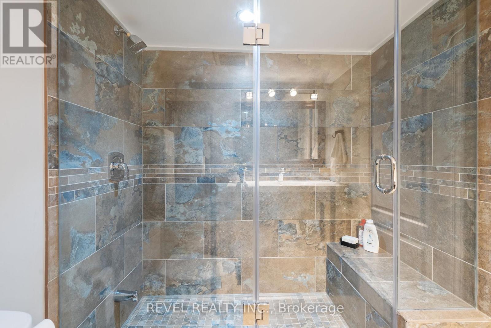 100 Ashbury Boulevard, Ajax (South East), Ontario  L1Z 1N1 - Photo 39 - E12142022