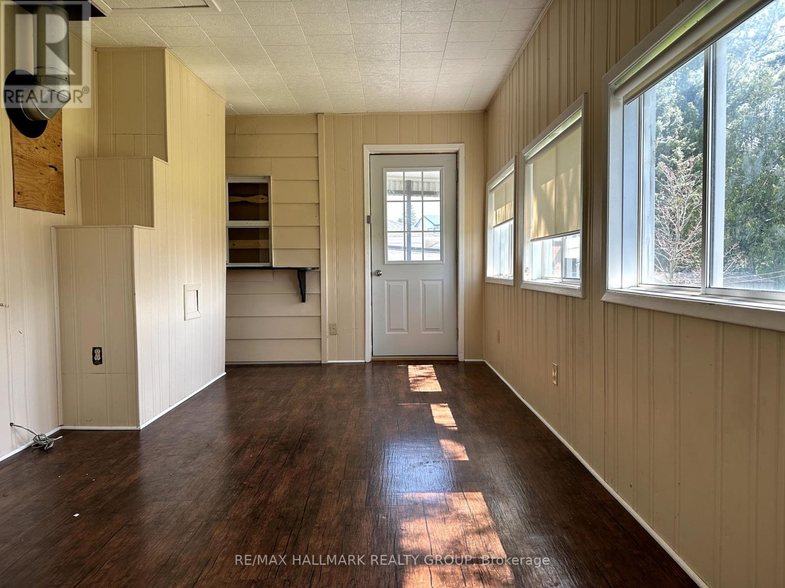 103 Wilson Street W, Perth, Ontario  K7H 2P1 - Photo 8 - X12142249