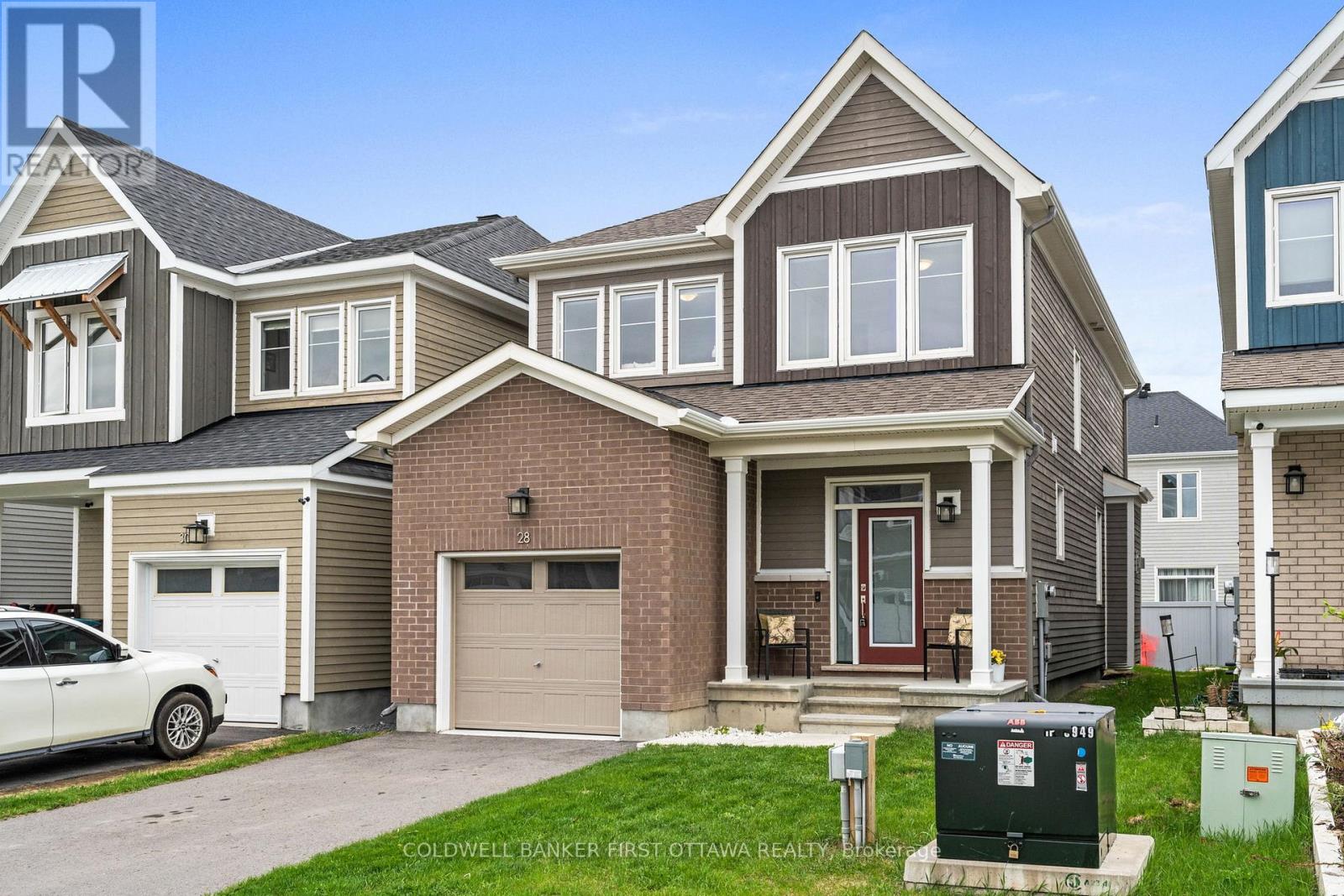 28 Pacing Walk, Ottawa, Ontario  K0A 2Z0 - Photo 3 - X12142259