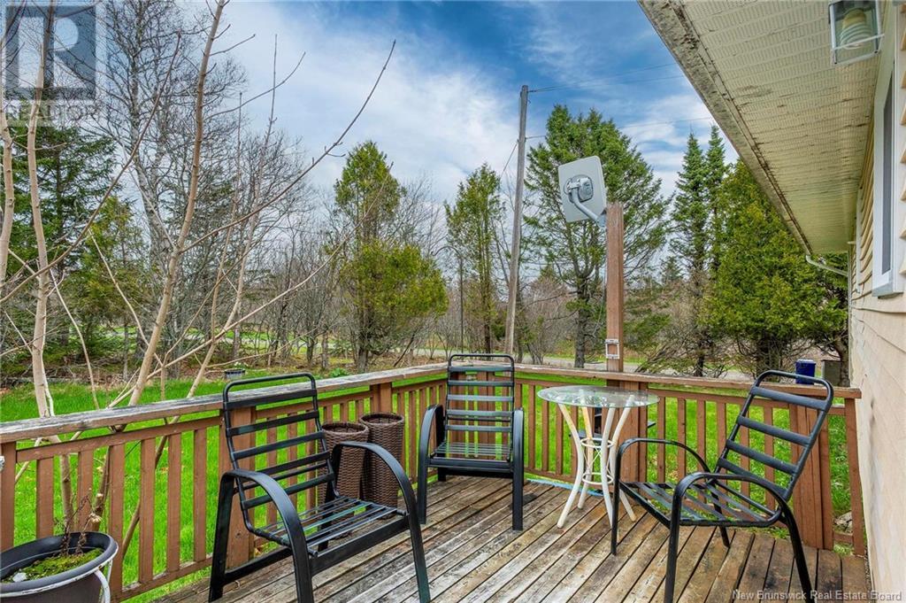 Property at 4 Hillside Drive image 4