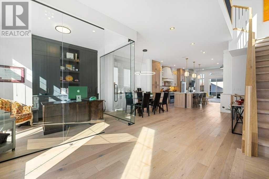 Property at 924 21 Avenue NW image 5