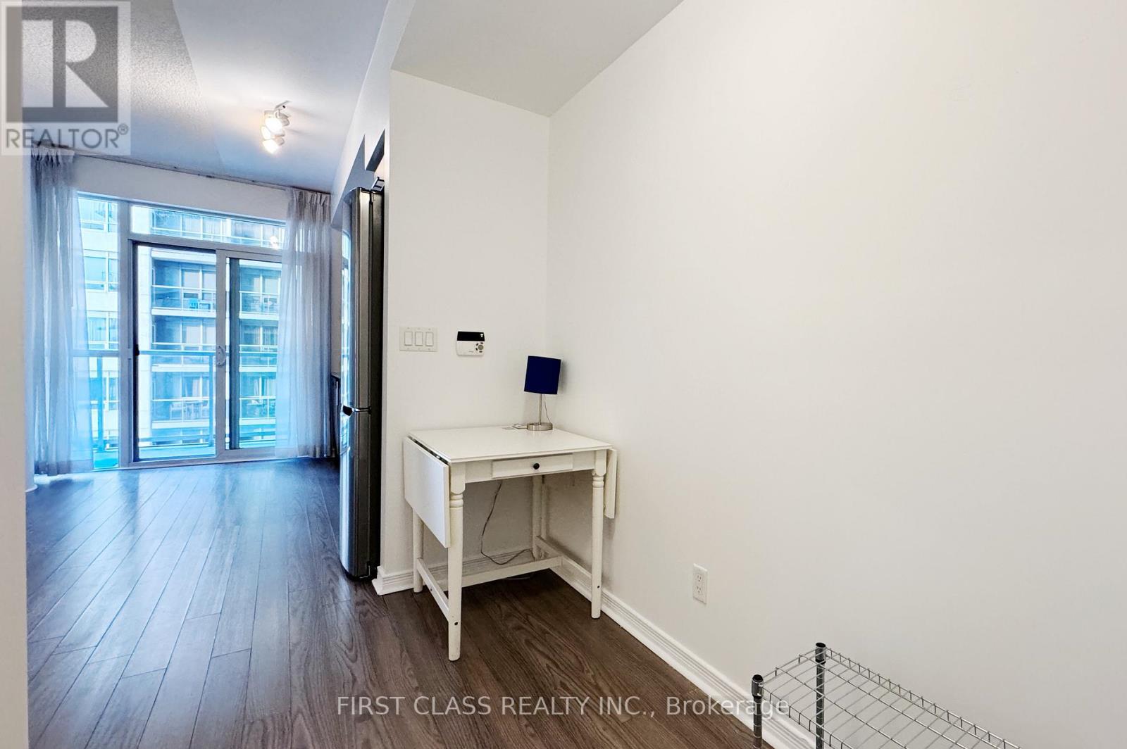 1217 - 352 Front Street W, Toronto, Ontario  M5V 1B5 - Photo 3 - C12142220