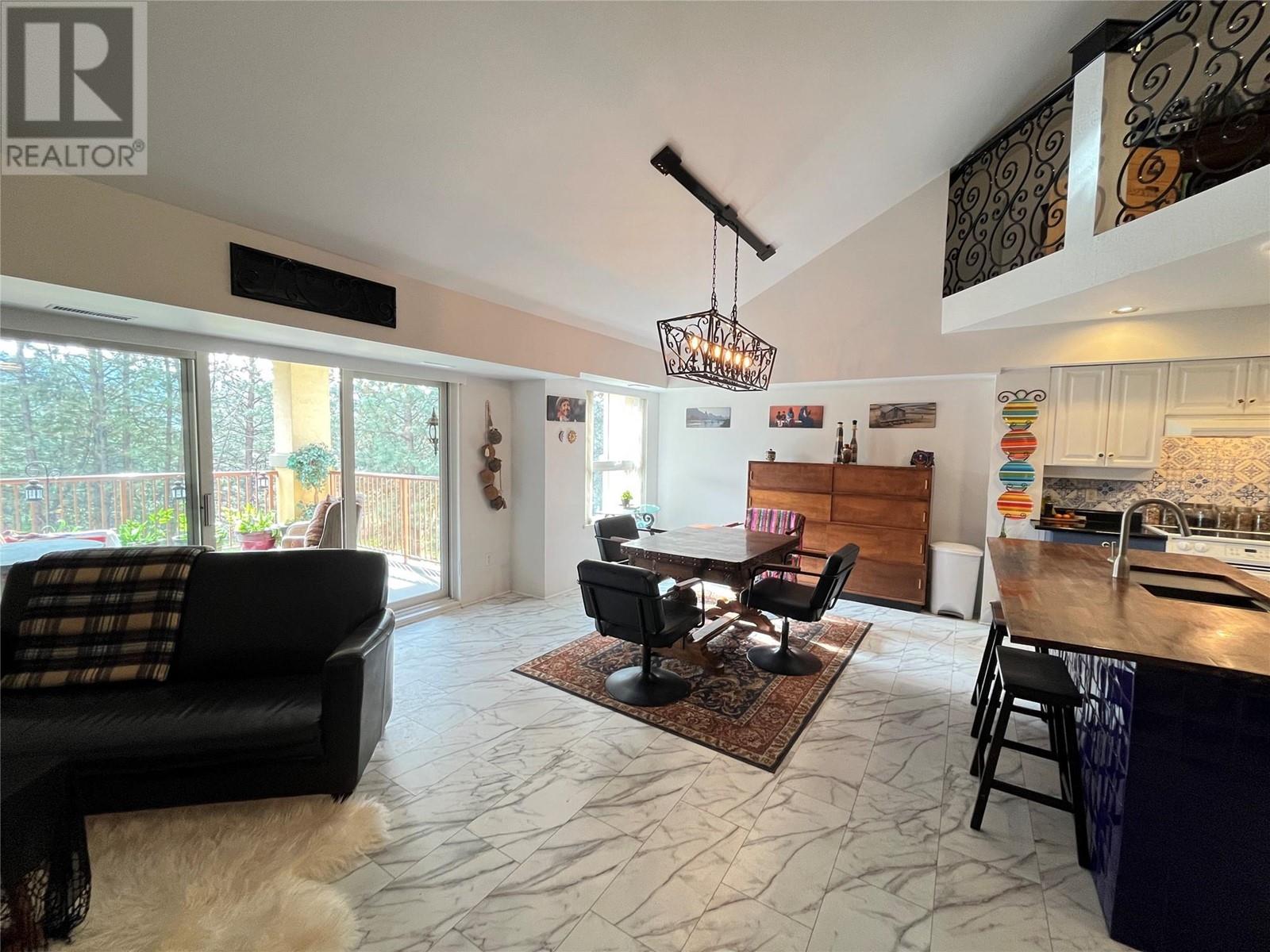 3179 Via Centrale Road Unit# 203, Kelowna, British Columbia  V1V 2J5 - Photo 5 - 10347397