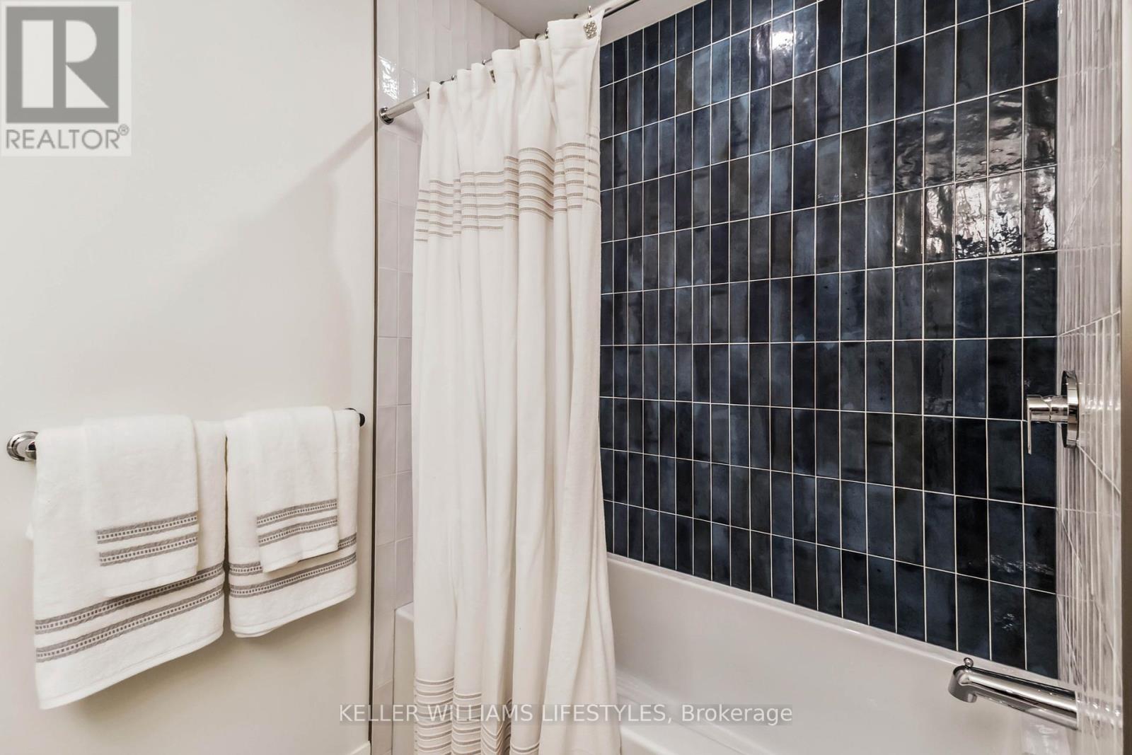 6881 Heathwoods Avenue, London South, Ontario  N6P 1H5 - Photo 41 - X12131322