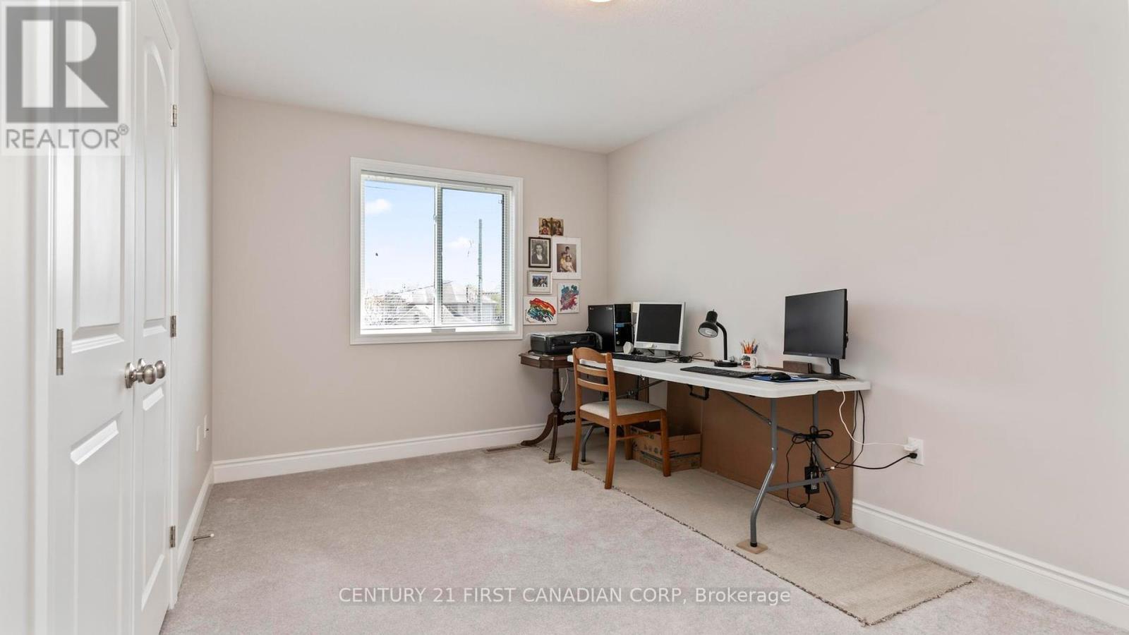 102 Caverhill Crescent, Middlesex Centre, Ontario  N0L 1R0 - Photo 26 - X12142385