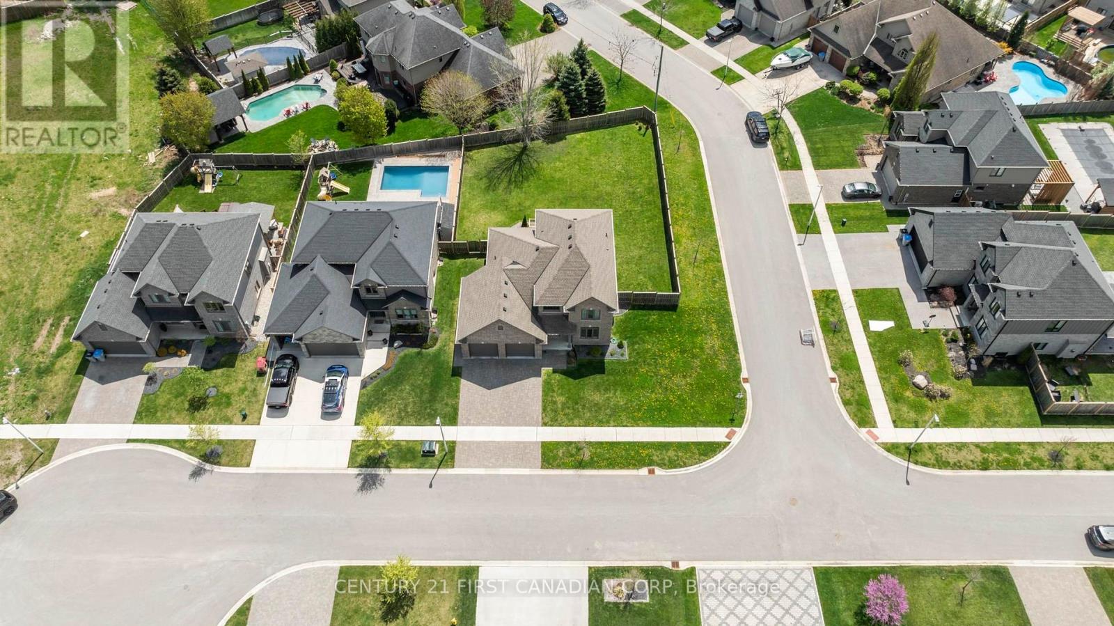 102 Caverhill Crescent, Middlesex Centre, Ontario  N0L 1R0 - Photo 45 - X12142385