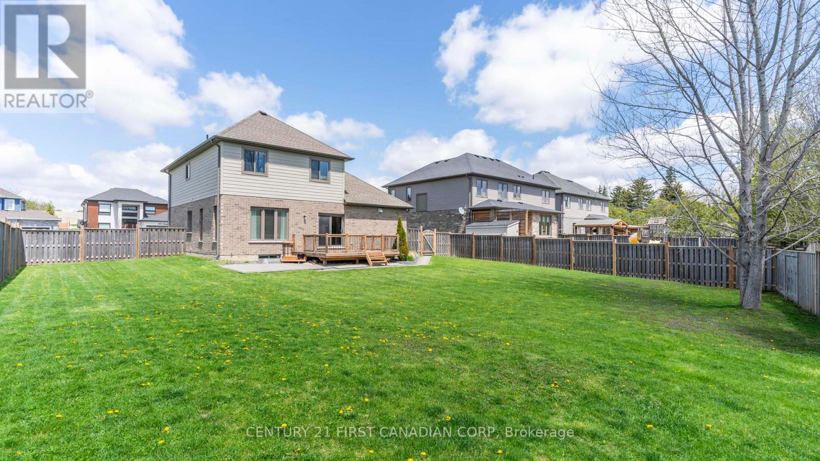 102 Caverhill Crescent, Middlesex Centre, Ontario  N0L 1R0 - Photo 40 - X12142385