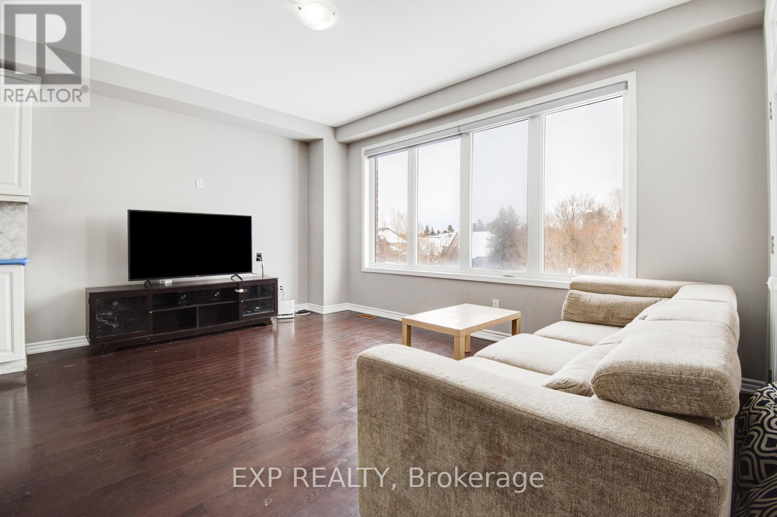 215 Ridge Road, Cambridge, Ontario  N3E 0C2 - Photo 17 - X12128597