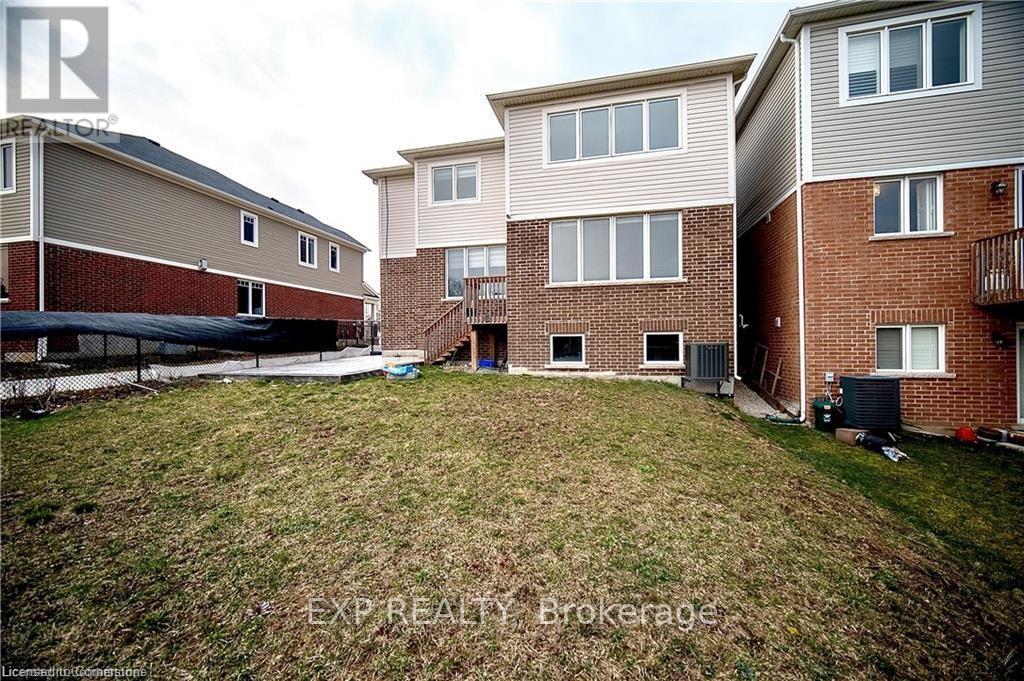 215 Ridge Road, Cambridge, Ontario  N3E 0C2 - Photo 48 - X12128597