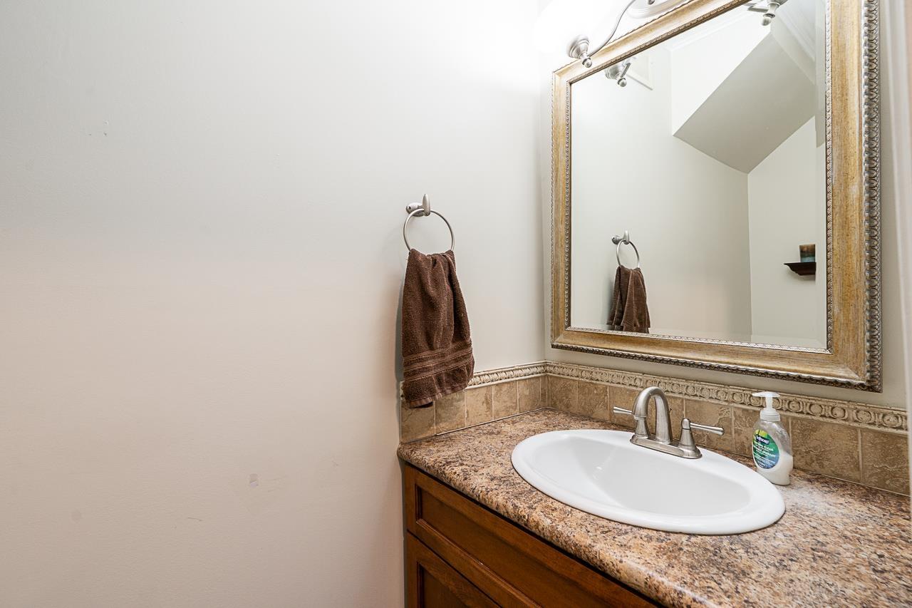6064 180a Street, Surrey, British Columbia  V3S 6W6 - Photo 18 - R3001444