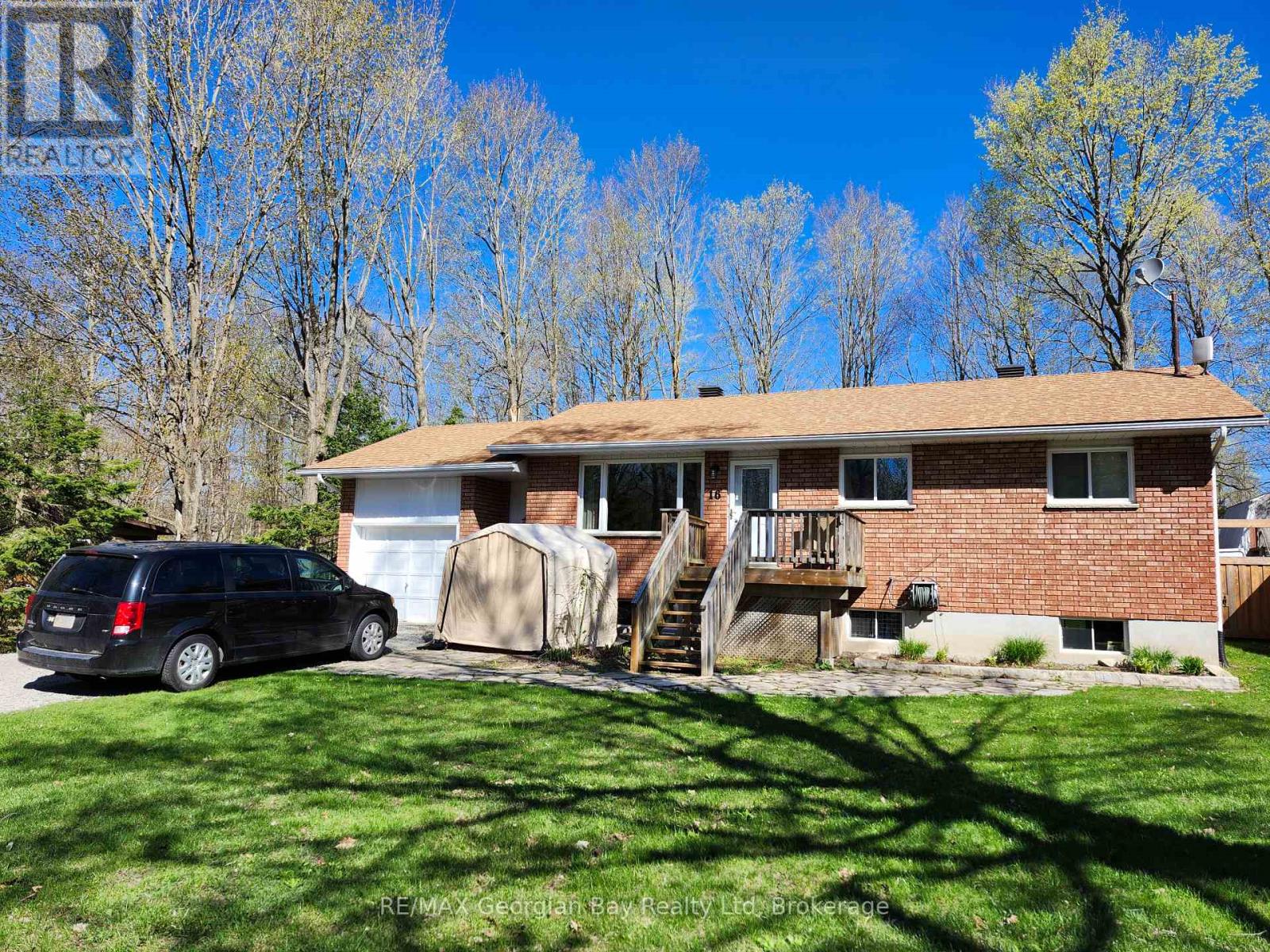Property at 16 MUNDY AVENUE image 2