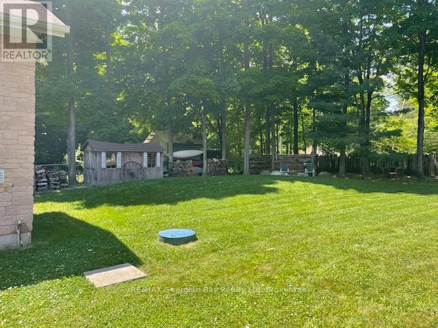 16 Mundy Avenue, Tiny, Ontario  L9M 0B5 - Photo 34 - S12142291