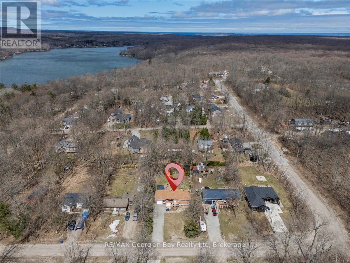 16 Mundy Avenue, Tiny, Ontario  L9M 0B5 - Photo 44 - S12142291