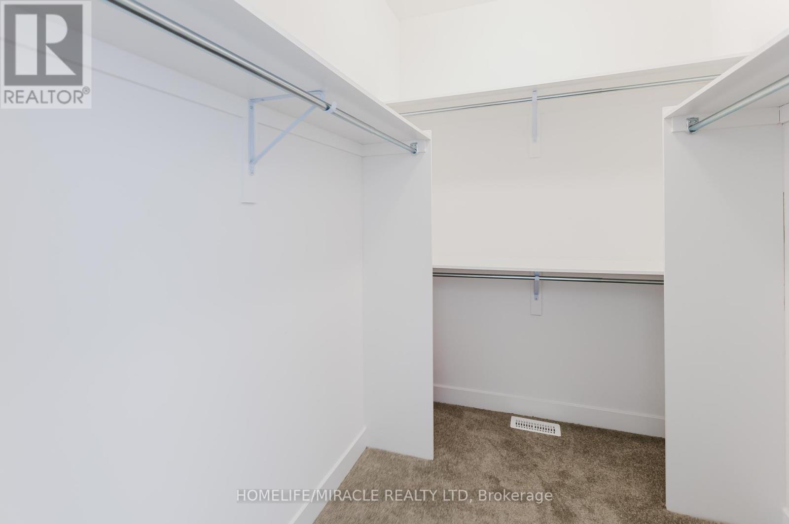815 Wooler Place, Ottawa, Ontario  K1T 0X2 - Photo 19 - X12142068