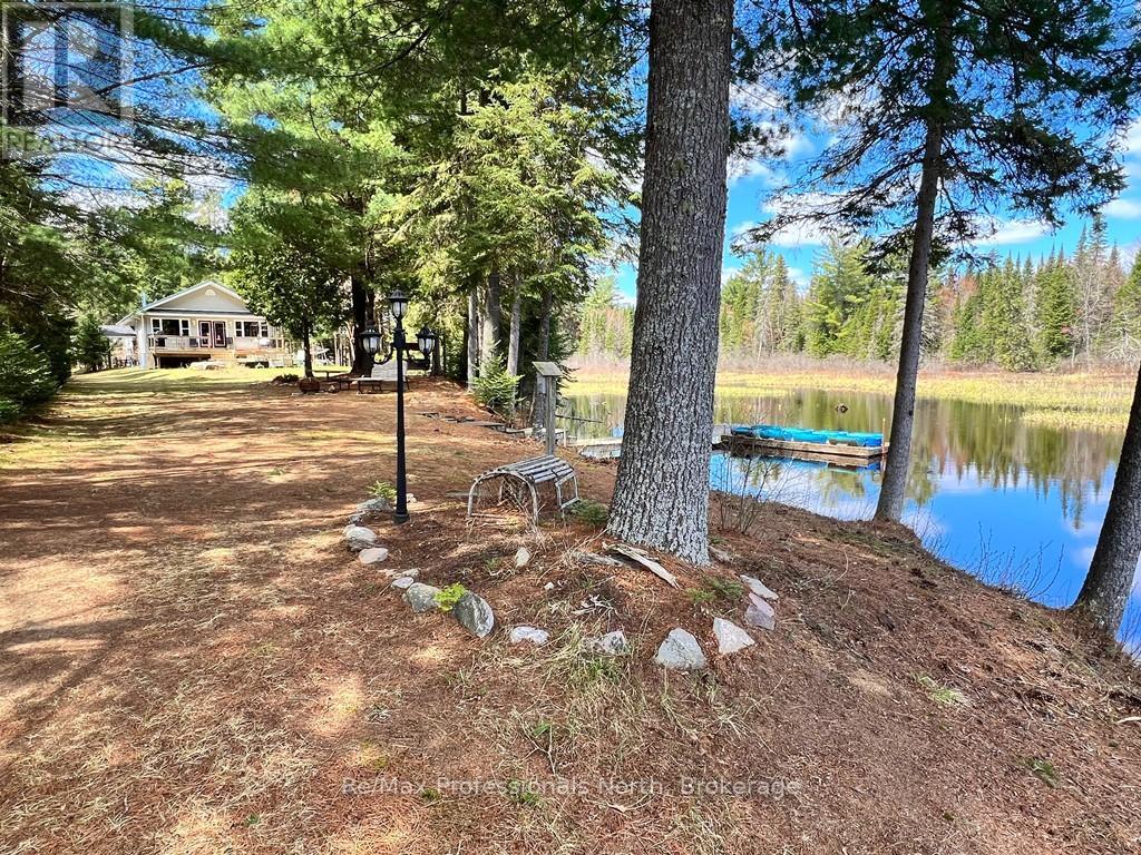4501 Elephant Lake Road, Dysart Et Al, Ontario  K0L 1M1 - Photo 32 - X12142241