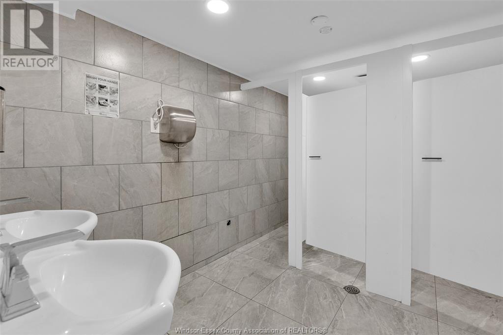 1011 Wyandotte, Windsor, Ontario  N9A 5Y6 - Photo 22 - 25011813