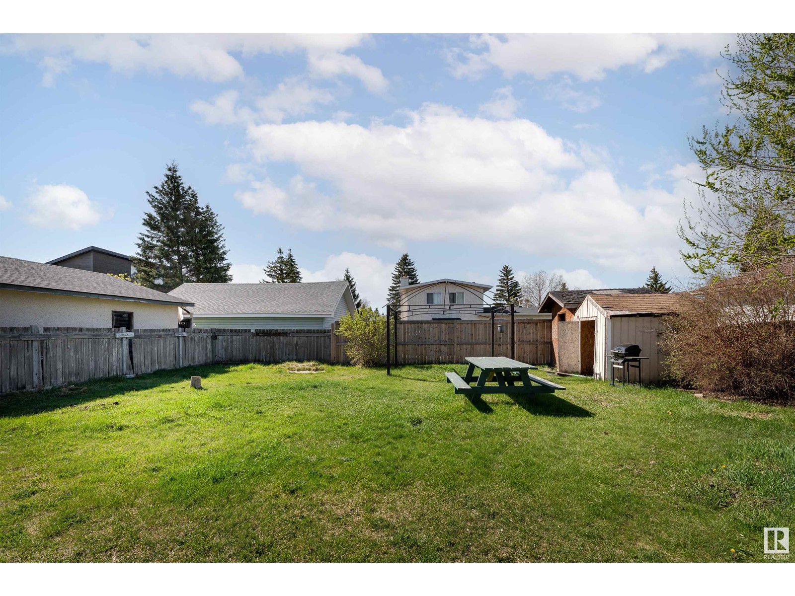 9915 170 Av Nw, Edmonton, Alberta  T5X 3G3 - Photo 33 - E4435971