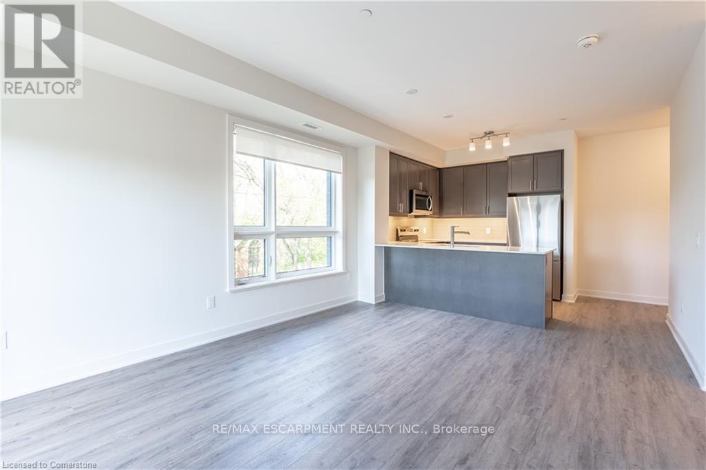 306 - 320 Plains Road E, Burlington, Ontario  L7T 0C1 - Photo 13 - W12142173