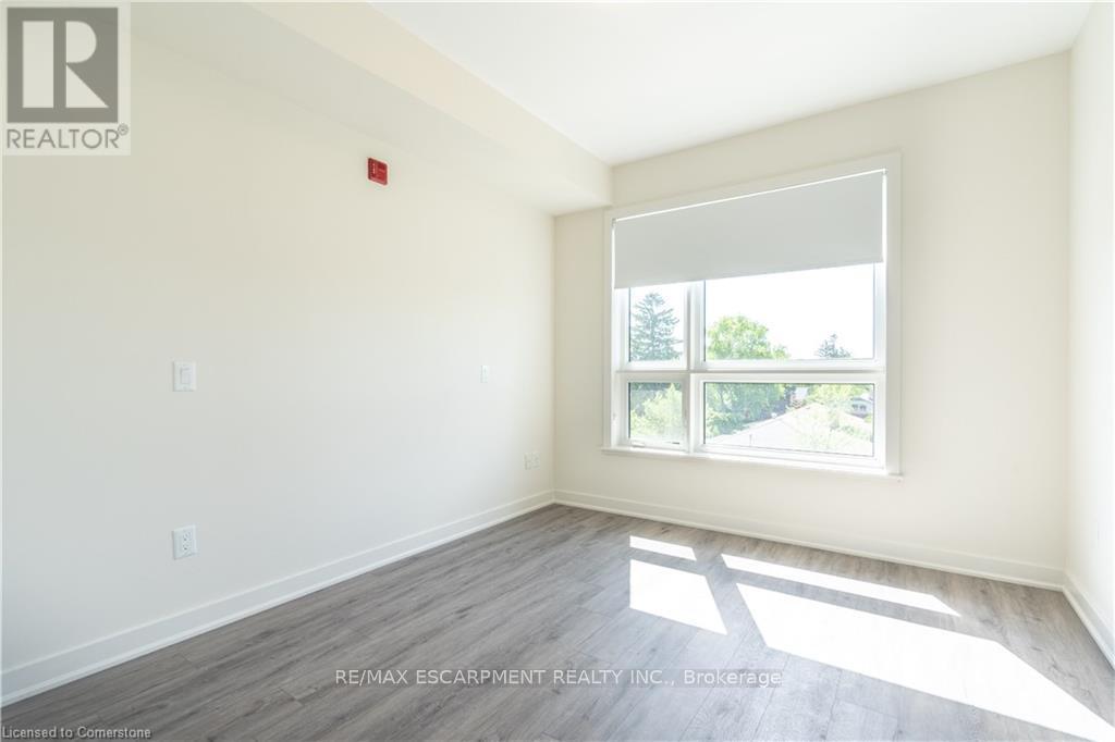 306 - 320 Plains Road E, Burlington, Ontario  L7T 0C1 - Photo 20 - W12142173