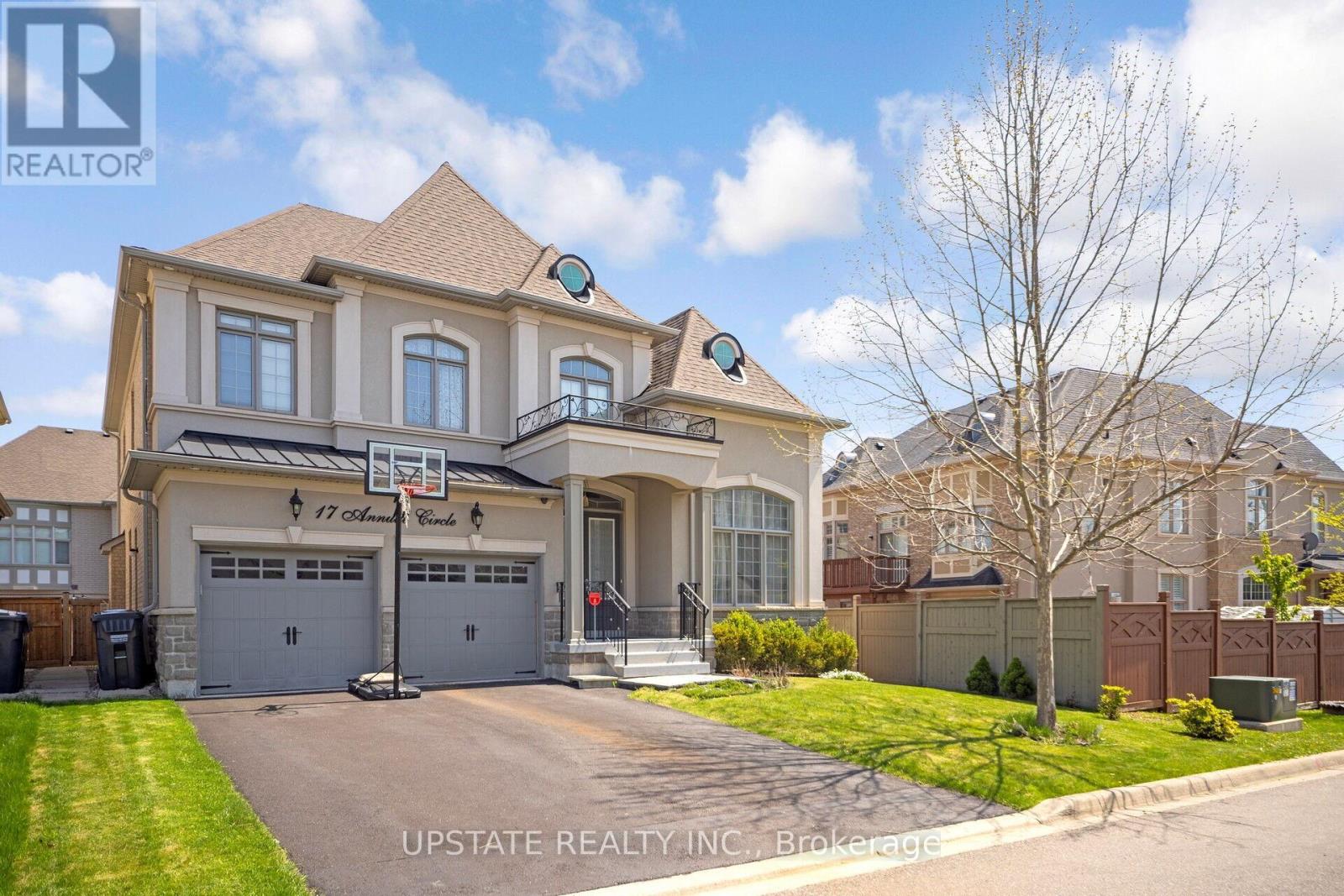 17 Annual Circle, Brampton, Ontario  L6X 2M2 - Photo 2 - W12142227