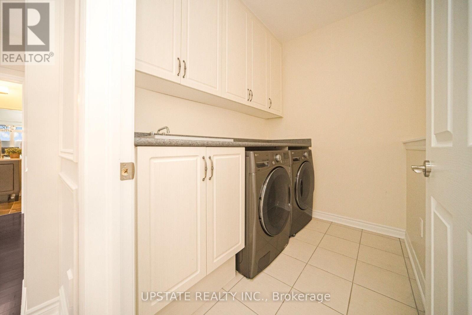 17 Annual Circle, Brampton, Ontario  L6X 2M2 - Photo 23 - W12142227