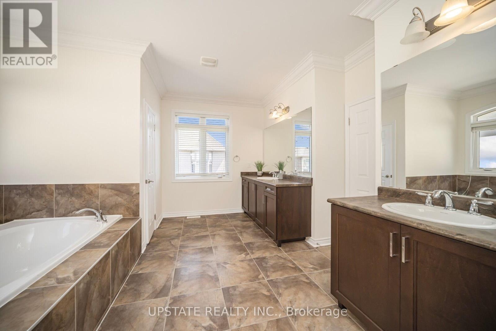 17 Annual Circle, Brampton, Ontario  L6X 2M2 - Photo 29 - W12142227