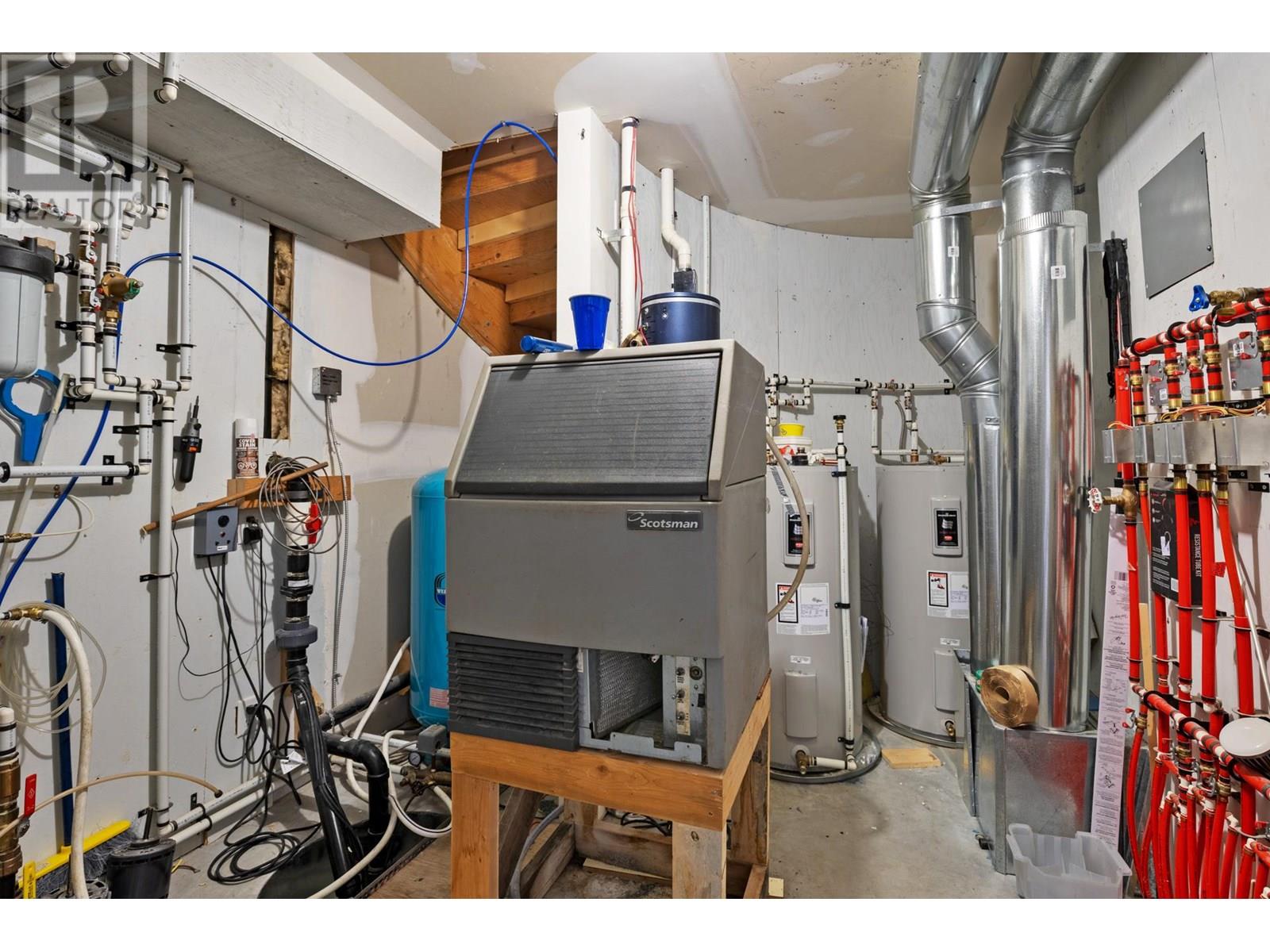 7991 Alpine Road, Kelowna, British Columbia  V1Z 3V8 - Photo 54 - 10342968