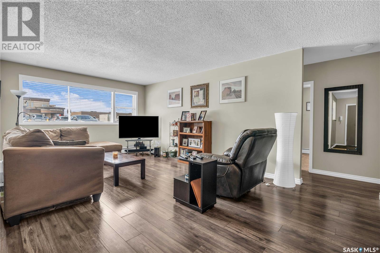 Property at 8 38 Spence STREET image 5