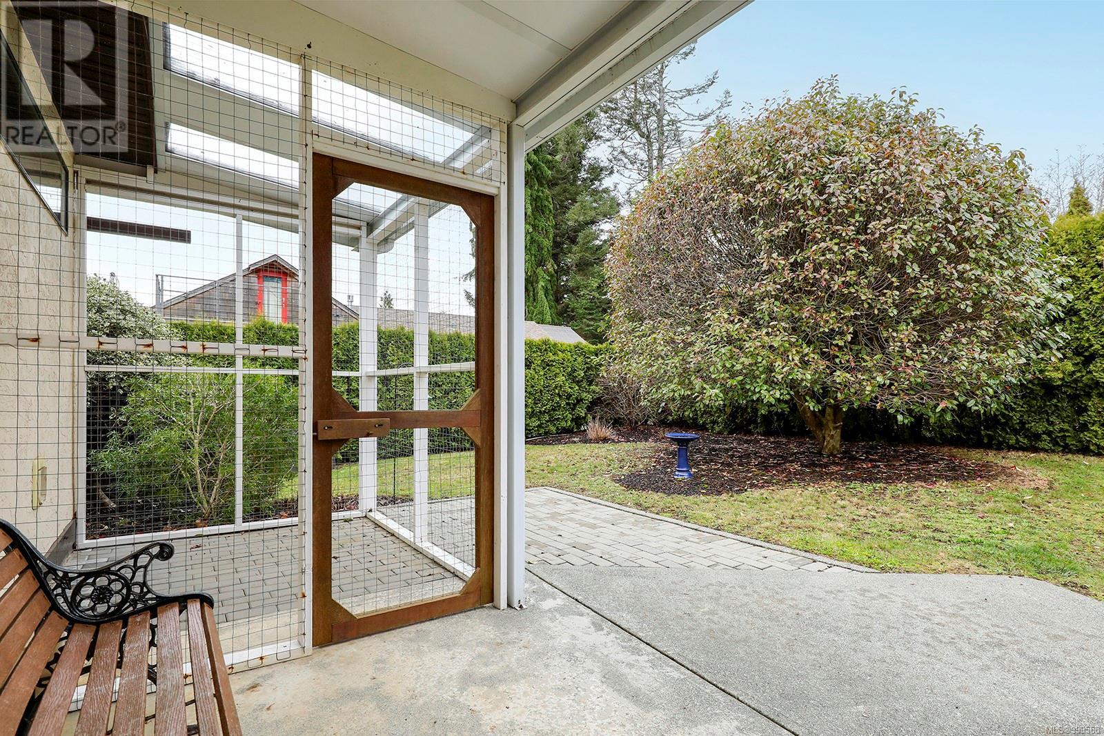 1496 Balmoral Ave, Comox, British Columbia  V9M 2P6 - Photo 31 - 999568