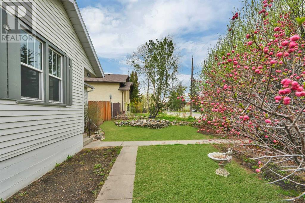 4617 49 Street, Red Deer, Alberta  T4N 1T4 - Photo 4 - A2219812