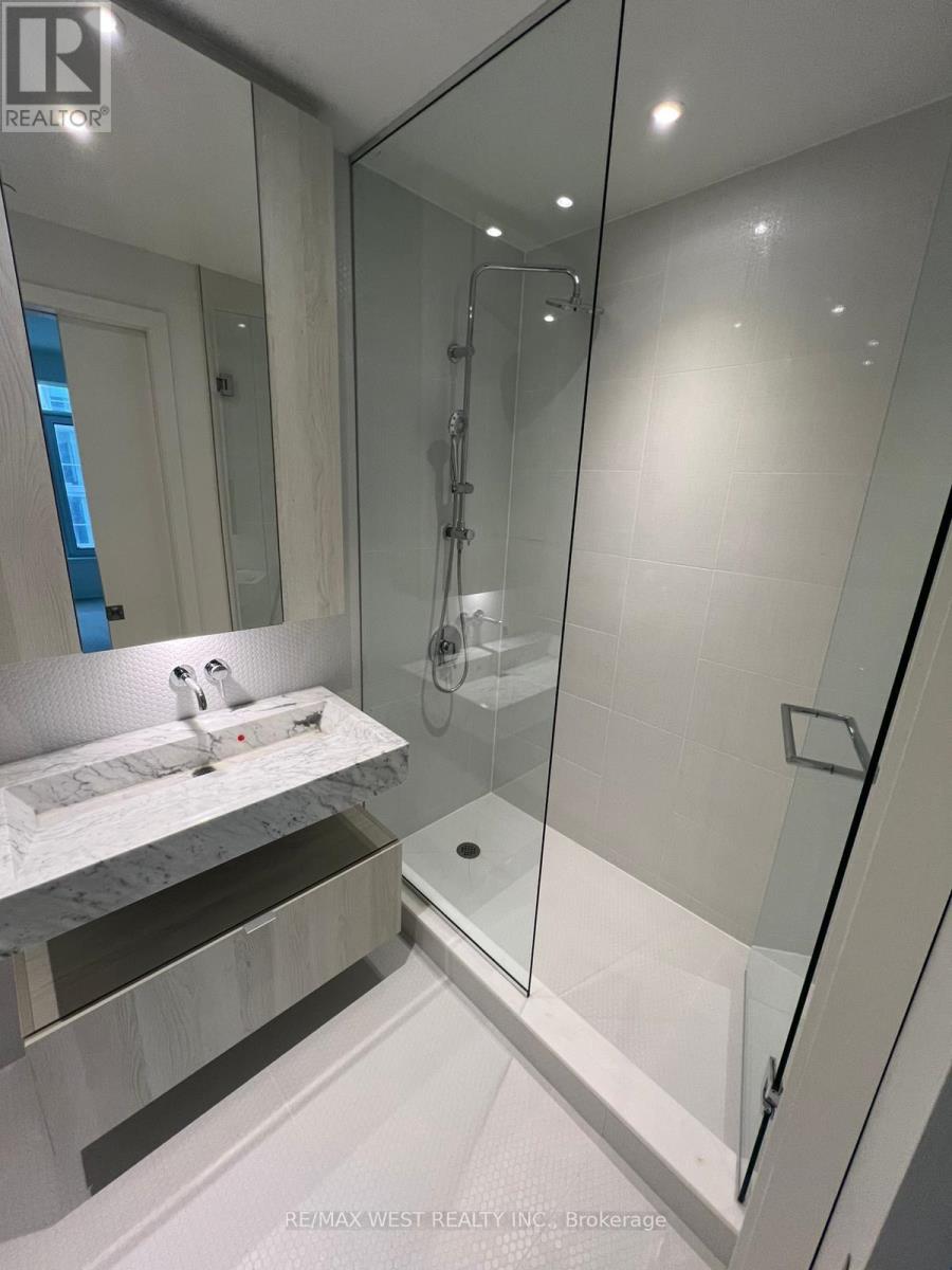 2307 - 11 Yorkville Avenue, Toronto, Ontario  M4W 1L2 - Photo 3 - C12142303