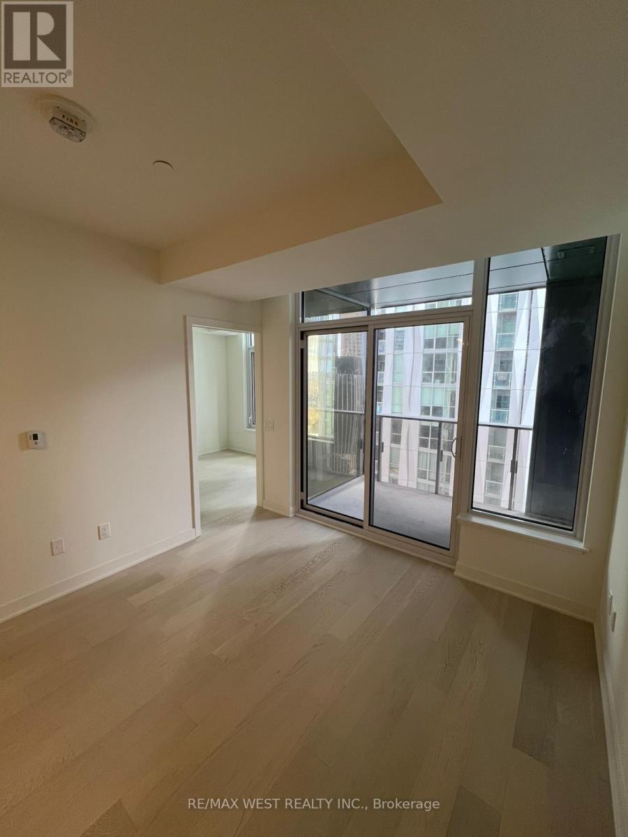 2307 - 11 Yorkville Avenue, Toronto, Ontario  M4W 1L2 - Photo 6 - C12142303