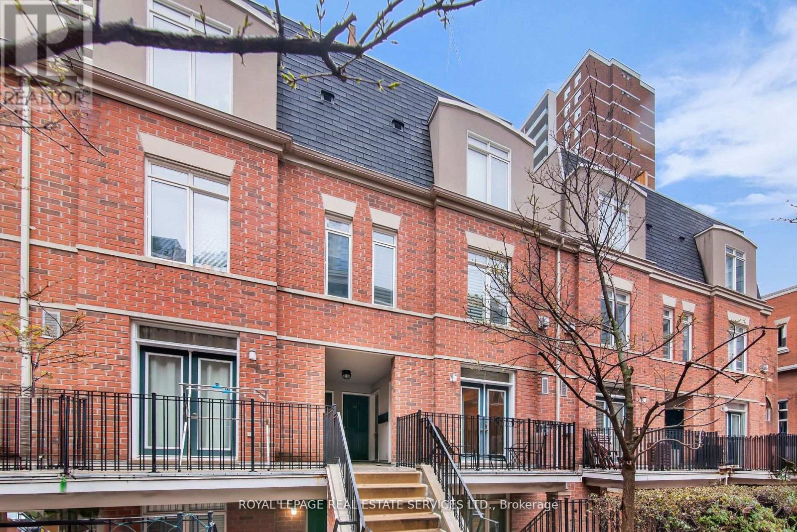 359 - 415 Jarvis Street, Toronto, Ontario  M4Y 3C1 - Photo 2 - C12142340