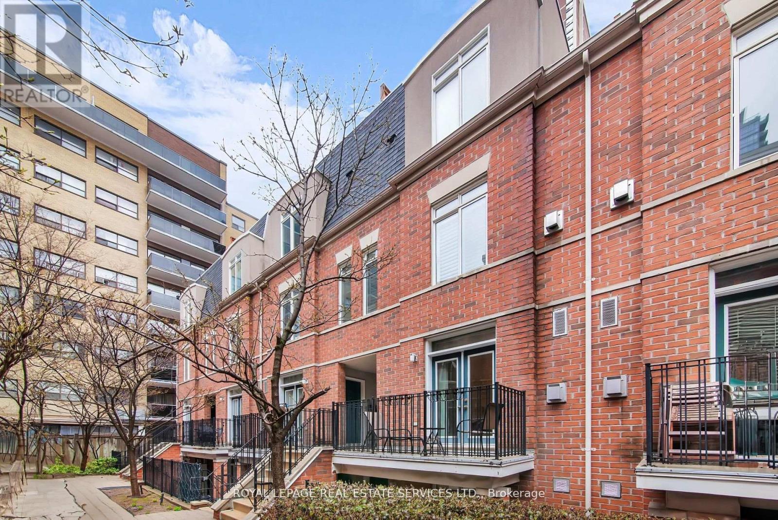 359 - 415 Jarvis Street, Toronto, Ontario  M4Y 3C1 - Photo 3 - C12142340