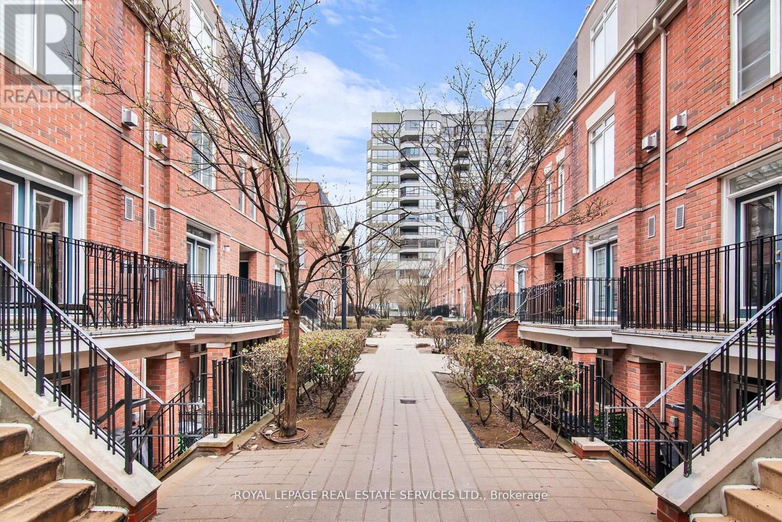 359 - 415 Jarvis Street, Toronto, Ontario  M4Y 3C1 - Photo 4 - C12142340
