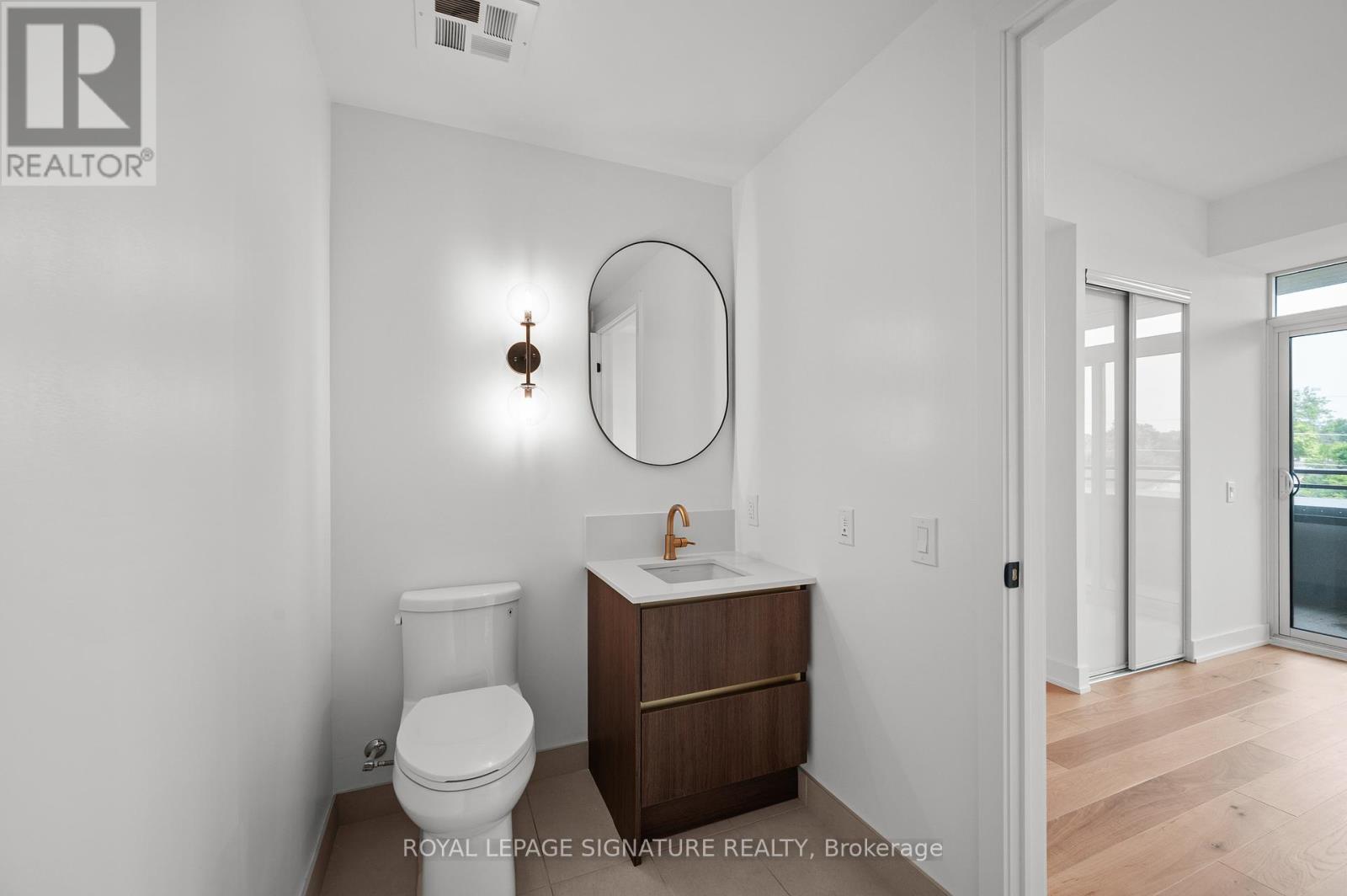 402 - 1285 Queen Street E, Toronto, Ontario  M4L 1C2 - Photo 8 - E12142333