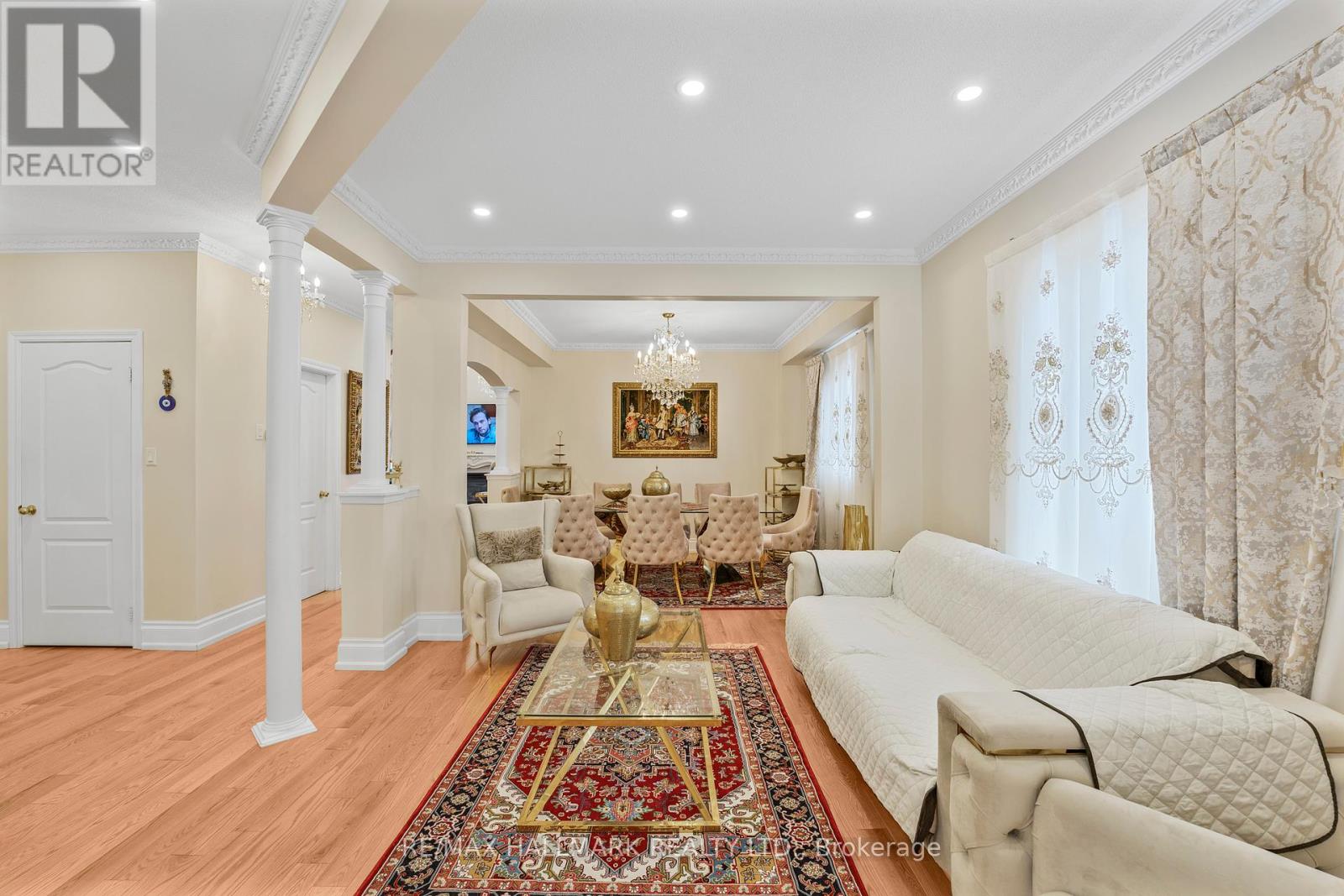 Property at 178 STONEMANOR AVENUE image 4