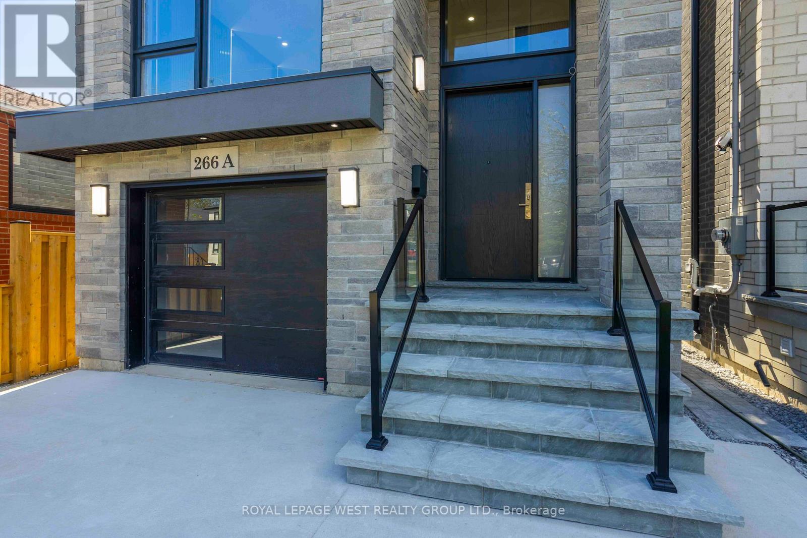 Property at 266A KENNEDY ROAD image 2