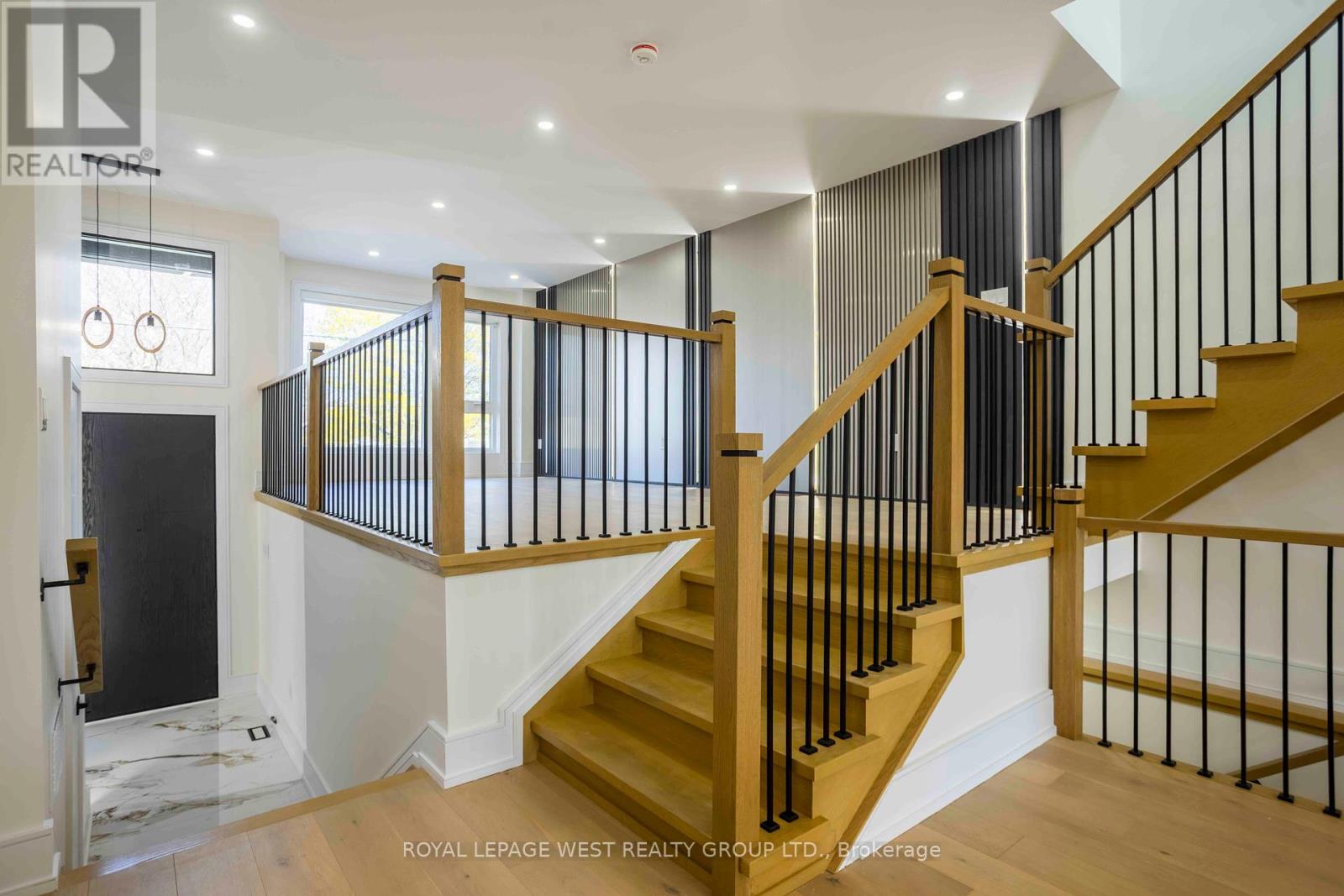 Property at 266A KENNEDY ROAD image 5