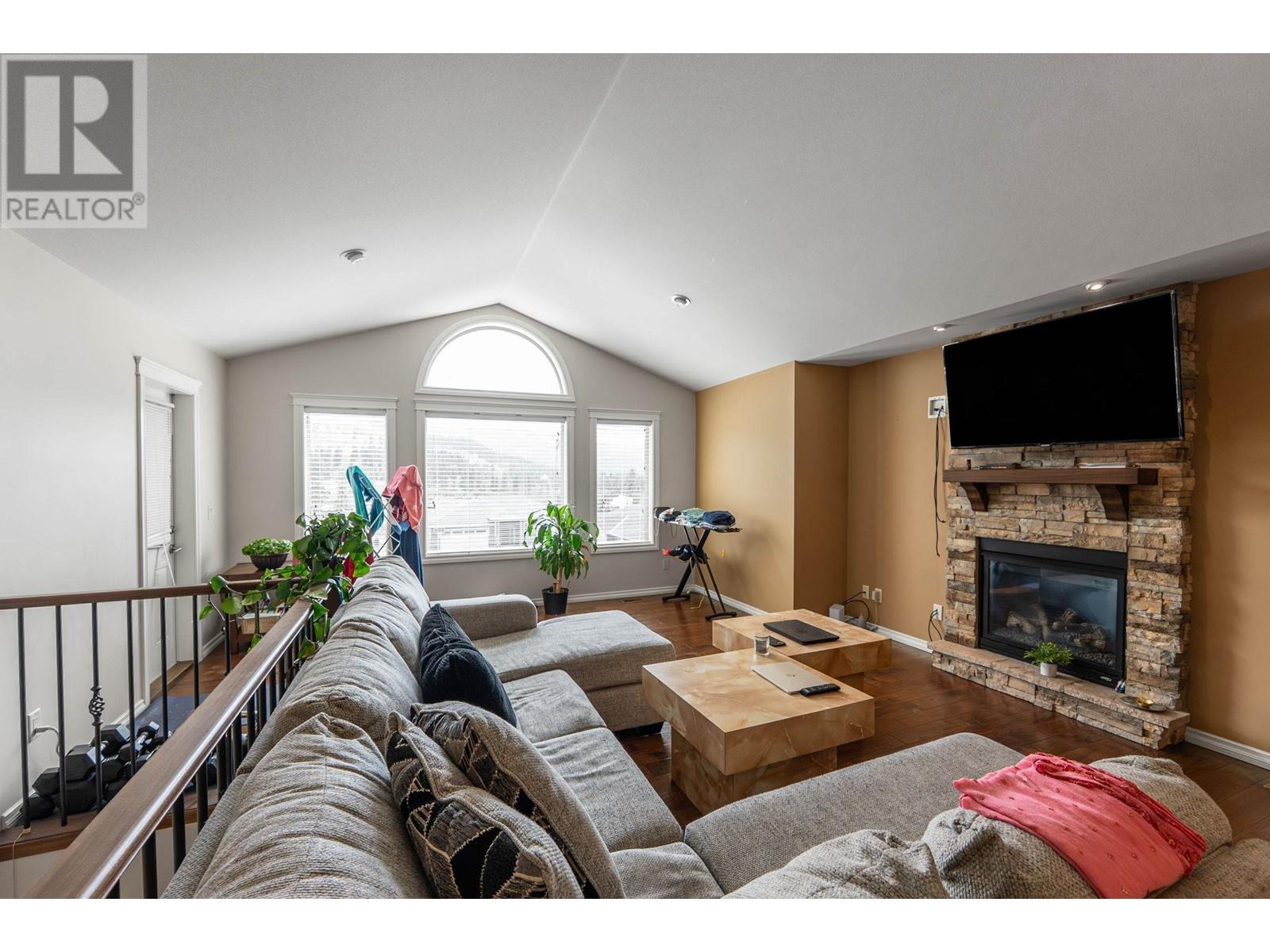 1225 Hume Avenue, Kelowna, British Columbia  V1P 1S3 - Photo 6 - 10346988