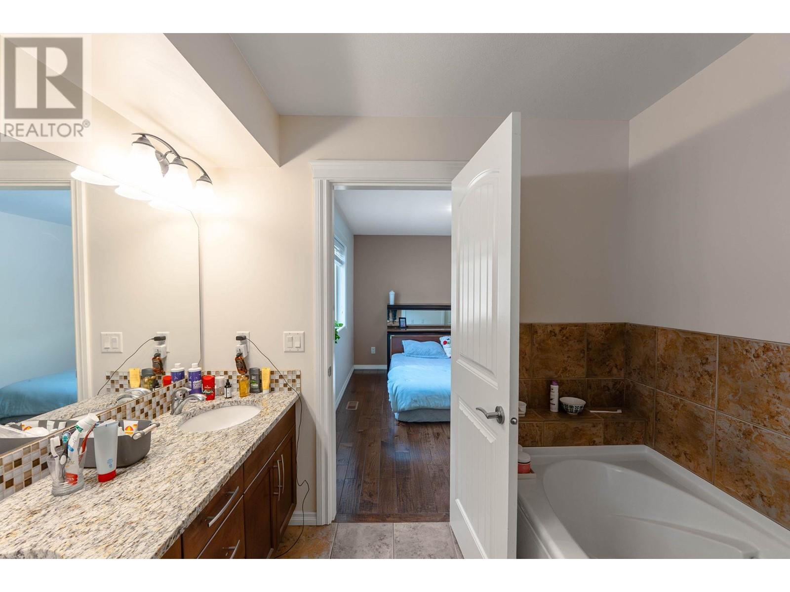 1225 Hume Avenue, Kelowna, British Columbia  V1P 1S3 - Photo 18 - 10346988