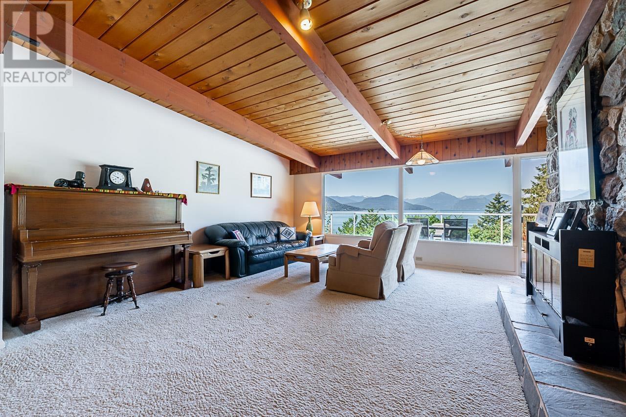 6935 Hycroft Road, West Vancouver, British Columbia  V7W 2K6 - Photo 10 - R3001475