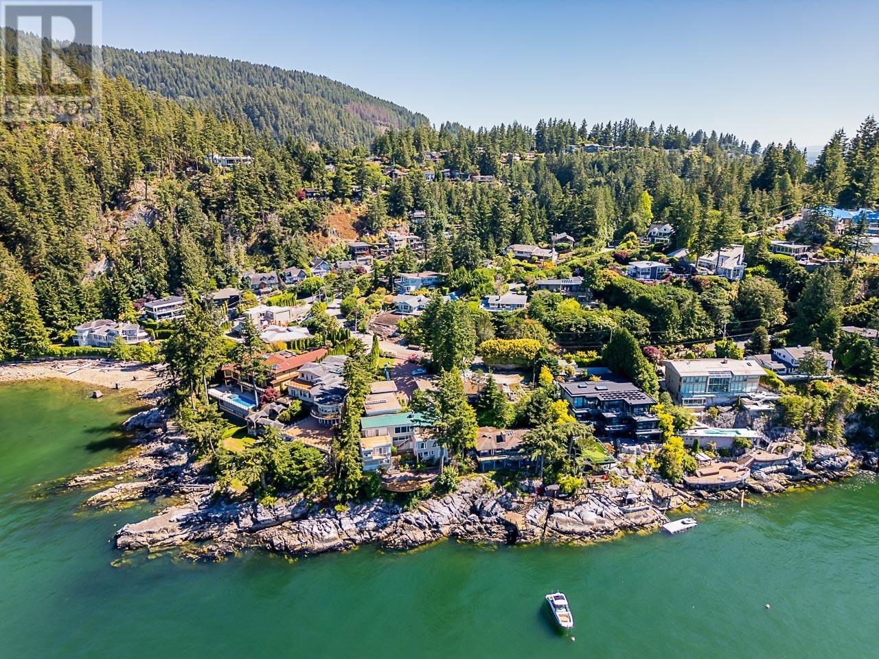 6935 Hycroft Road, West Vancouver, British Columbia  V7W 2K6 - Photo 14 - R3001475