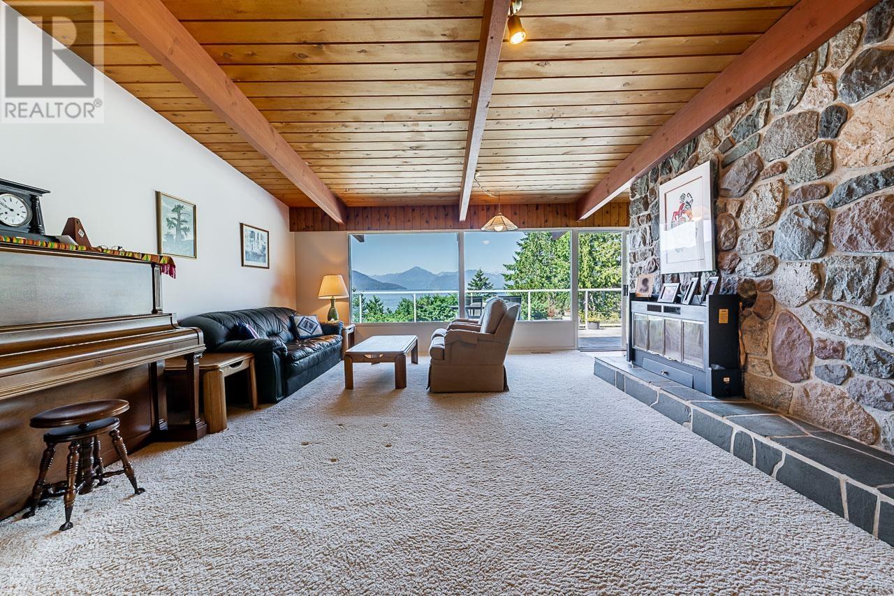 6935 Hycroft Road, West Vancouver, British Columbia  V7W 2K6 - Photo 9 - R3001475